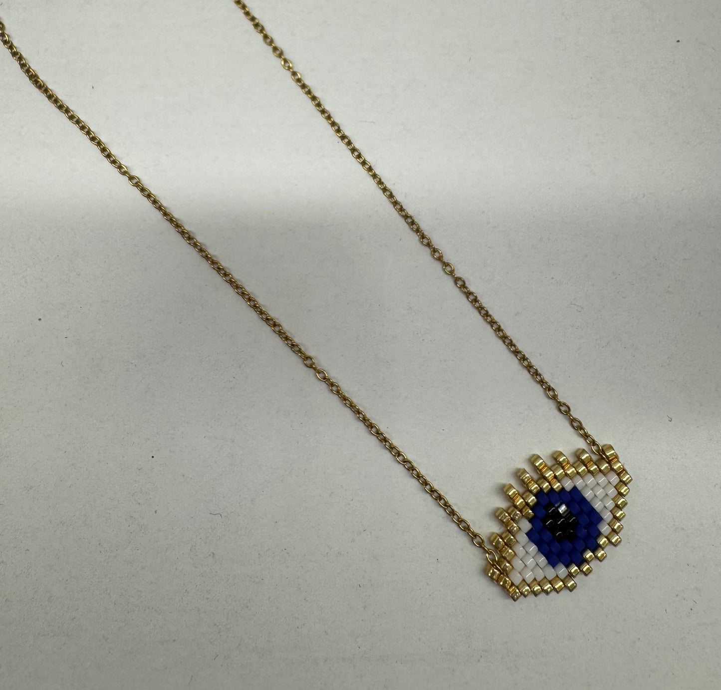 Eyelashes Necklace