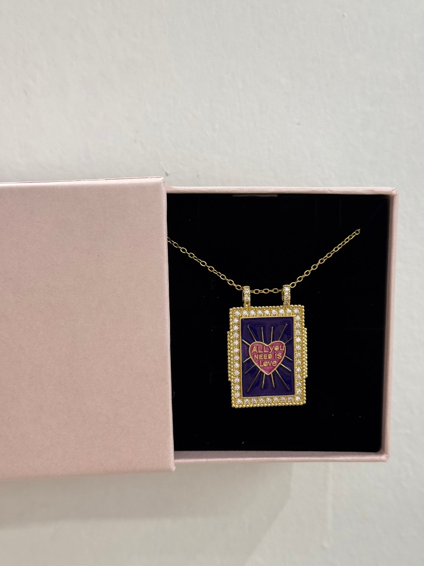 All you need is love Necklace